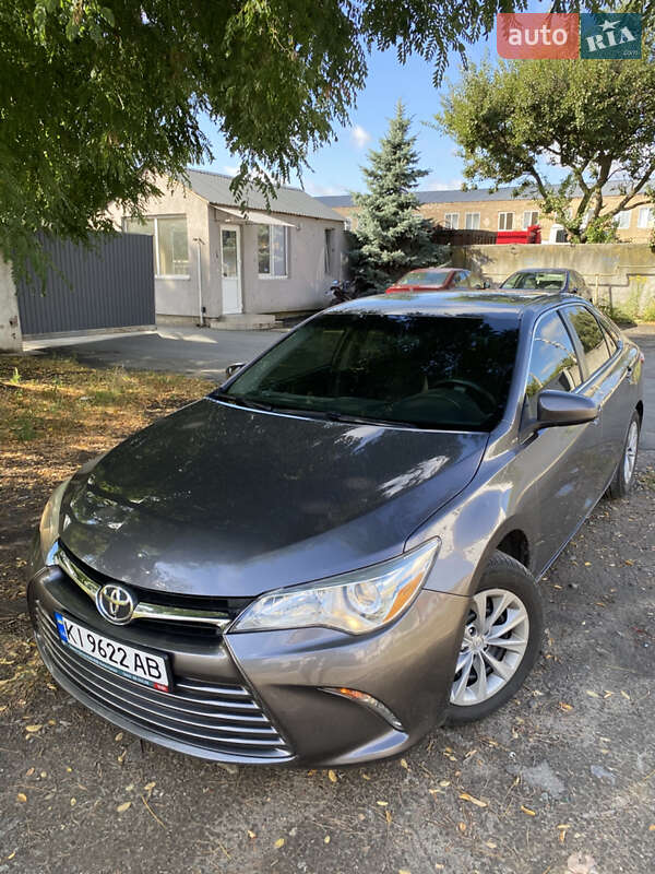 Toyota Camry 2014