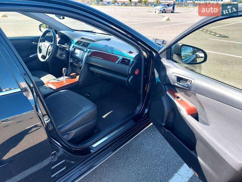 Седан Toyota Camry 2012 в Киеве фото 16 Седан Toyota Camry 2012 в Киеве