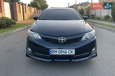Седан Toyota Camry 2013 в Киеве