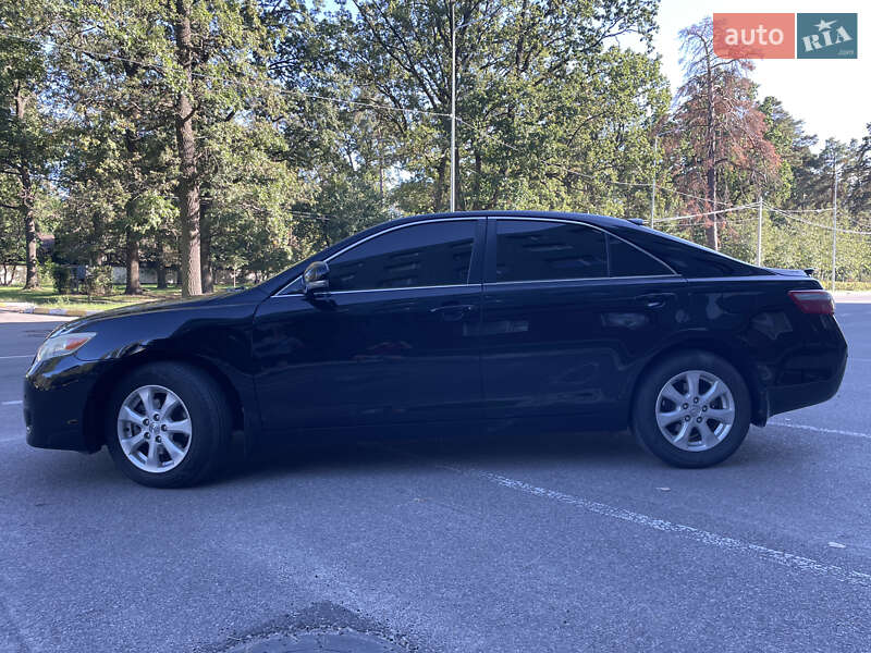 Седан Toyota Camry 2011 в Бучі