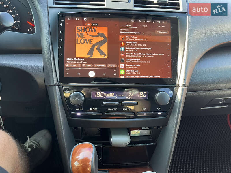 Седан Toyota Camry 2008 в Южноукраїнську