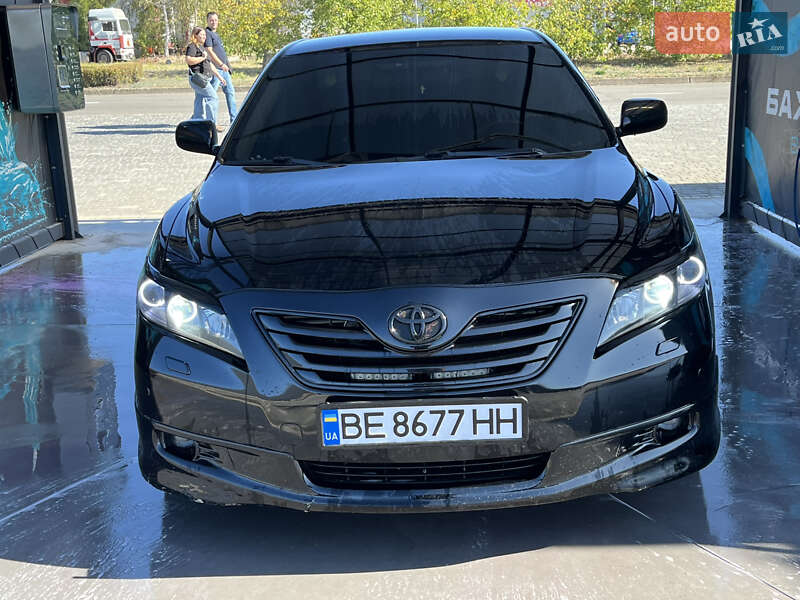 Седан Toyota Camry 2008 в Южноукраїнську