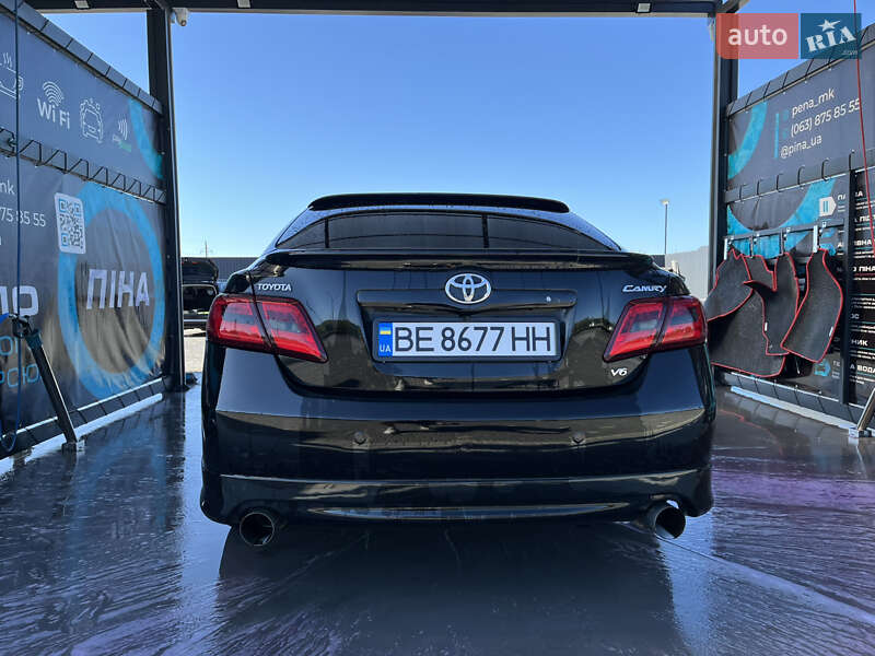 Седан Toyota Camry 2008 в Южноукраїнську