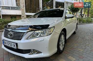 Седан Toyota Camry 2013 в Одессе