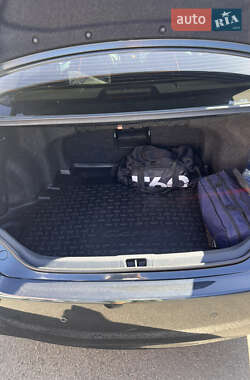 Седан Toyota Camry 2012 в 