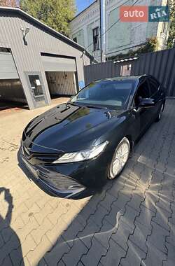 Седан Toyota Camry 2018 в 