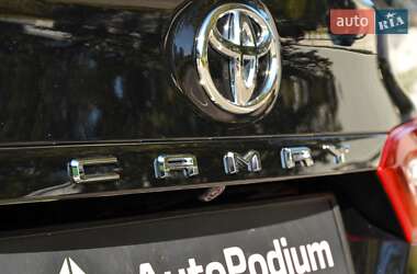 Седан Toyota Camry 2024 в 