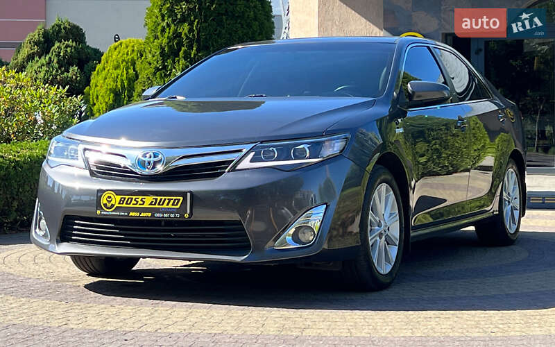 Седан Toyota Camry 2013 в Львове фото 3 Седан Toyota Camry 2013 в Львове