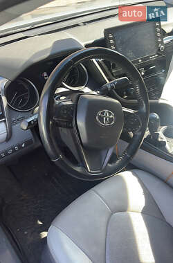 Седан Toyota Camry 2020 в Миколаєві