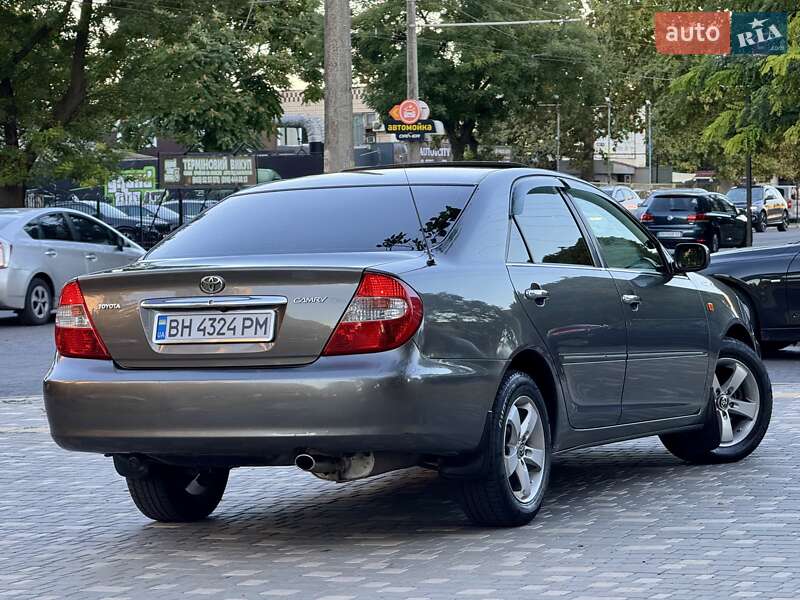 Седан Toyota Camry 2002 в Одесі