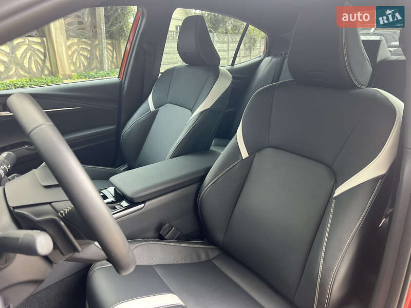 Седан Toyota Camry 2024 в Киеве фото 30 Седан Toyota Camry 2024 в Киеве