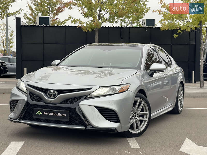 Toyota Camry 2018