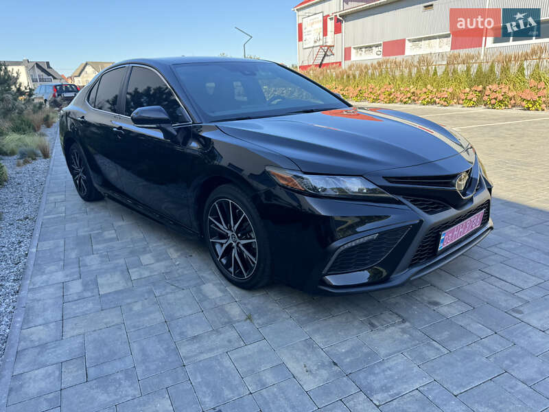 Седан Toyota Camry 2022 в Луцке фото 6 Седан Toyota Camry 2022 в Луцке