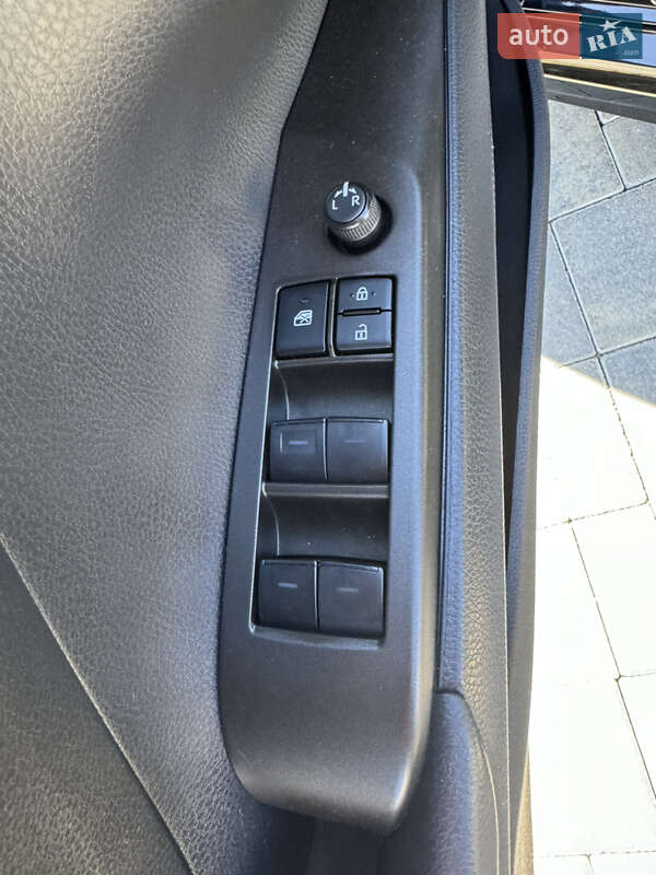 Седан Toyota Camry 2022 в Луцке фото 26 Седан Toyota Camry 2022 в Луцке