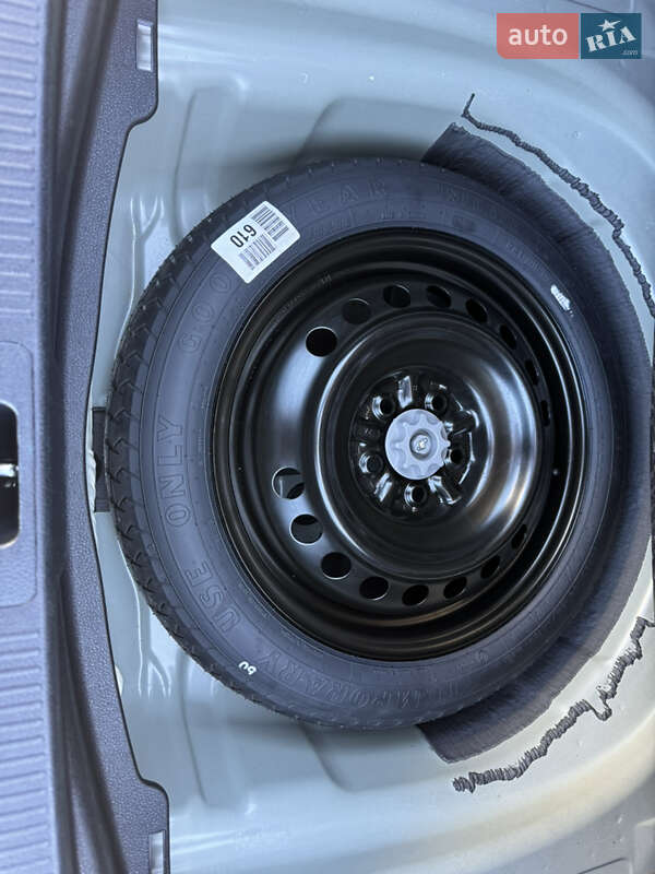 Седан Toyota Camry 2022 в Луцке фото 38 Седан Toyota Camry 2022 в Луцке