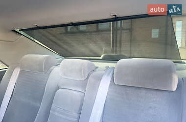 Седан Toyota Camry 2004 в 