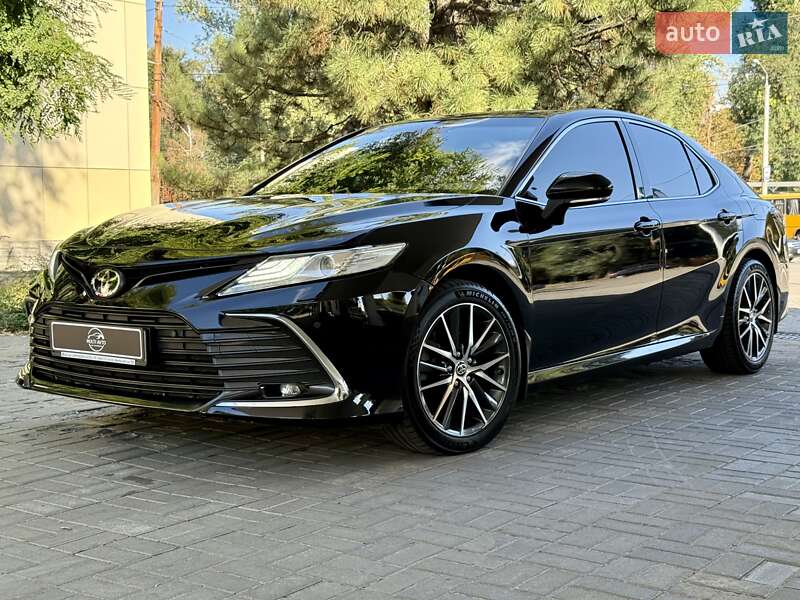 Toyota Camry 2022