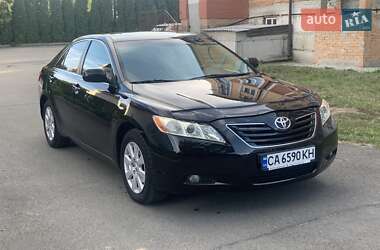 Седан Toyota Camry 2008 в Умані