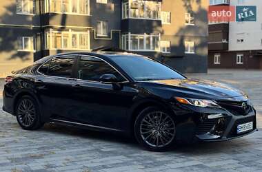 Седан Toyota Camry 2020 в Охтирці