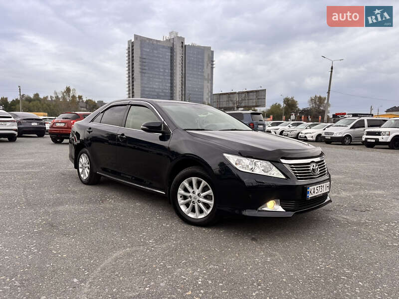 Toyota Camry 2013