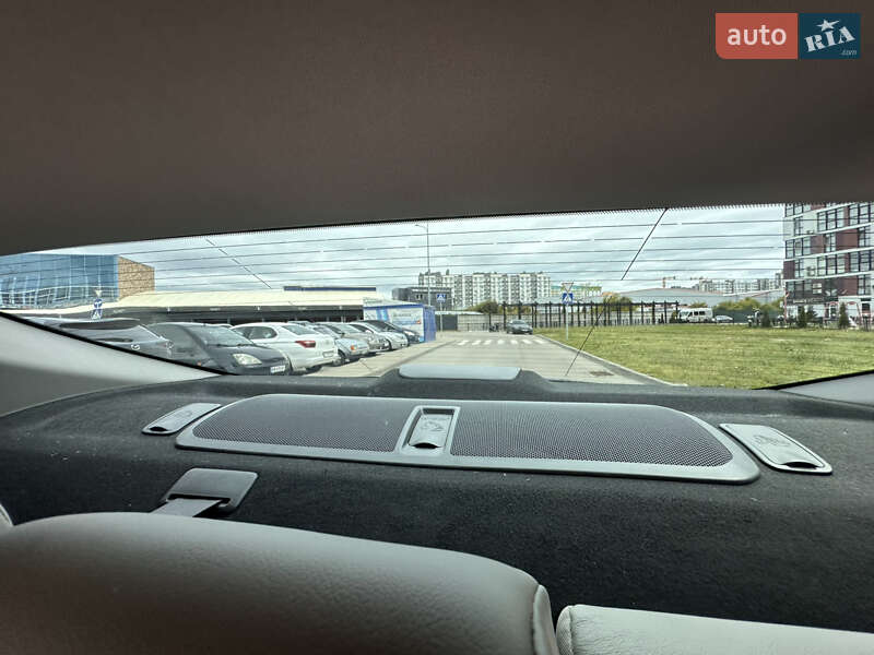 Седан Toyota Camry 2021 в Киеве