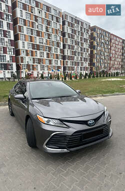 Седан Toyota Camry 2021 в Киеве