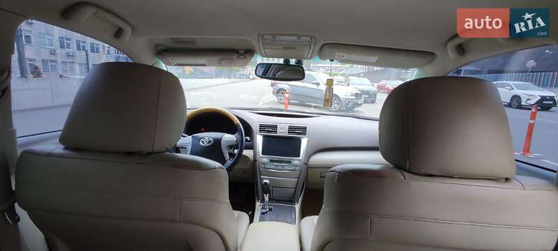 Седан Toyota Camry 2007 в Києві