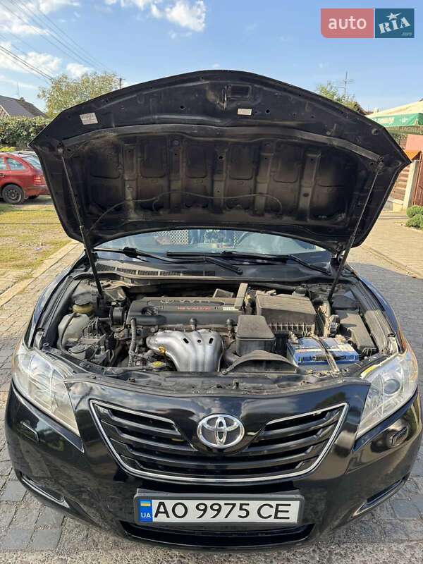 Седан Toyota Camry 2007 в Ильнице
