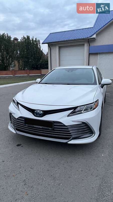 Седан Toyota Camry 2021 в Полтаві