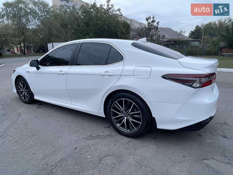 Седан Toyota Camry 2021 в Полтаві