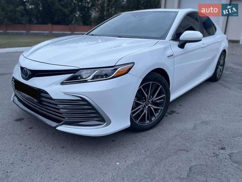 Седан Toyota Camry 2021 в Полтаві