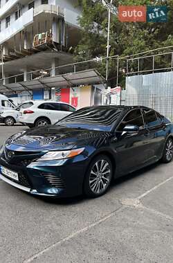 Седан Toyota Camry 2018 в Миколаєві