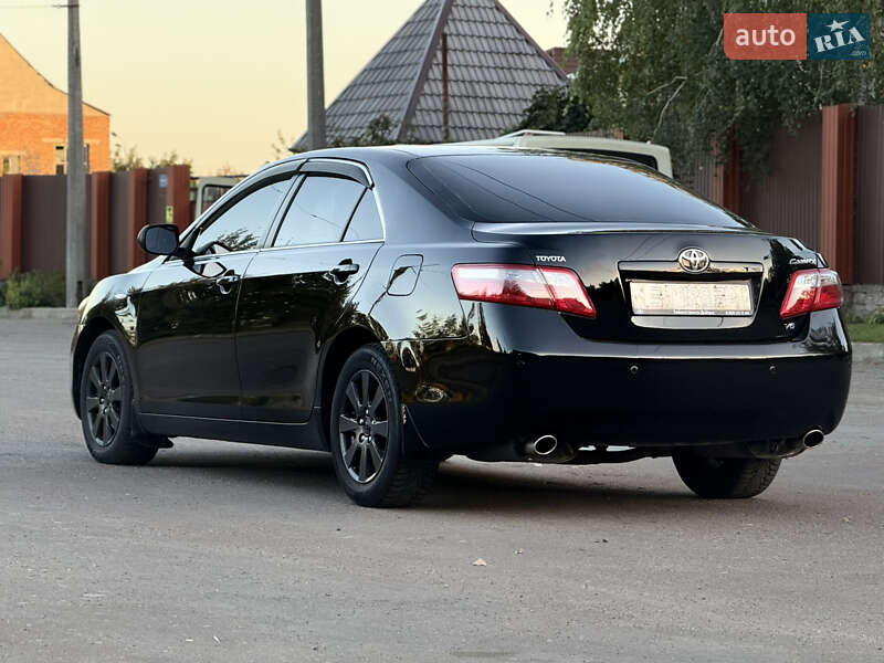 Седан Toyota Camry 2008 в Черкасах