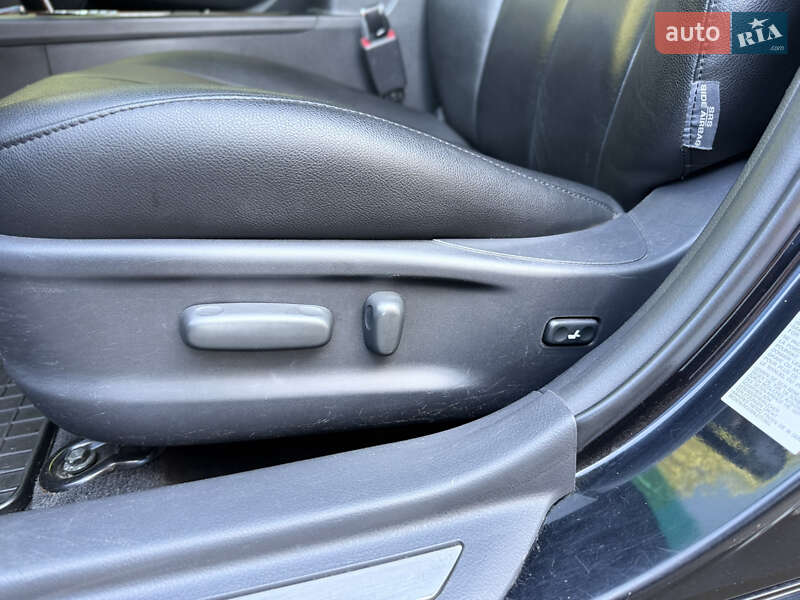 Седан Toyota Camry 2008 в Черкасах