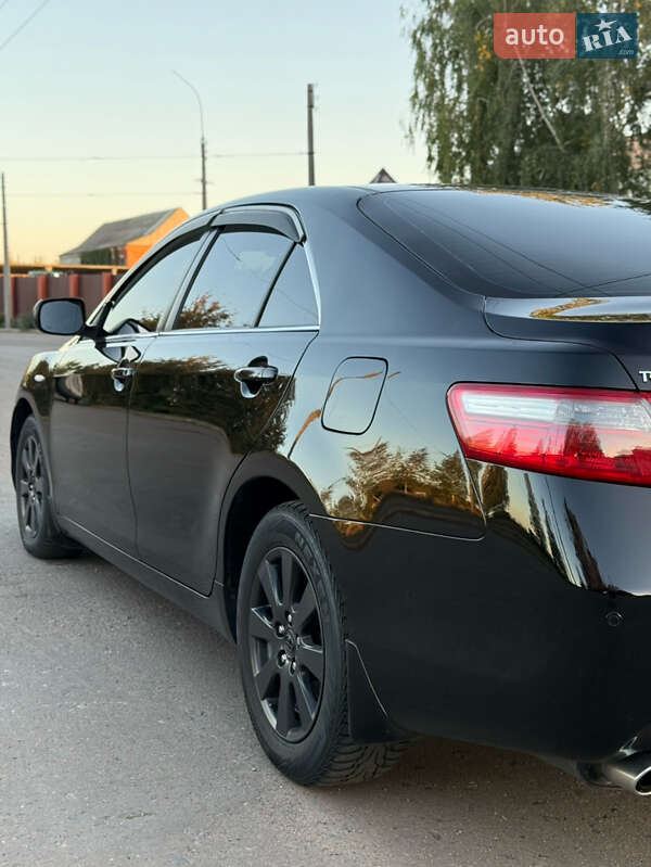 Седан Toyota Camry 2008 в Черкасах