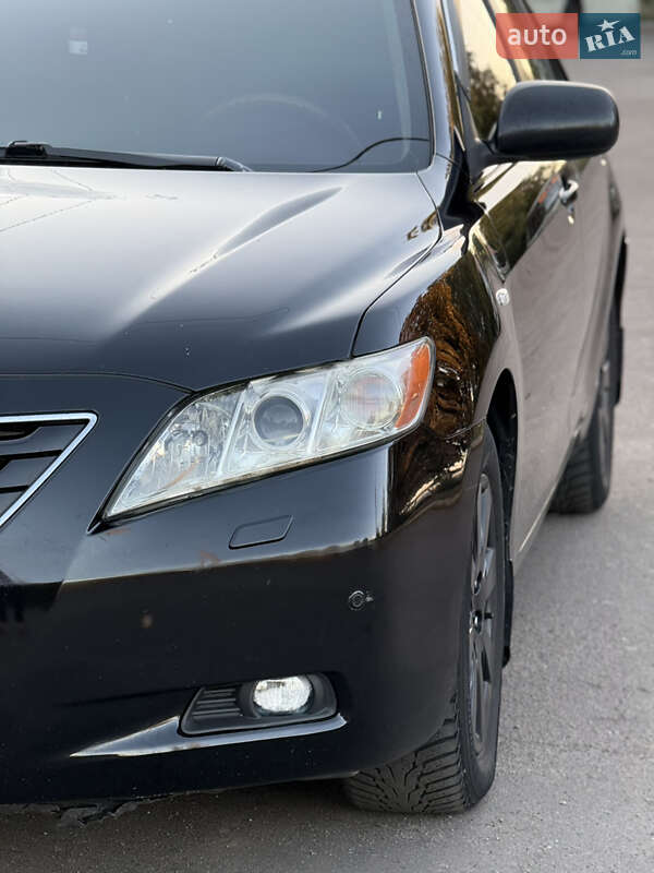 Седан Toyota Camry 2008 в Черкасах