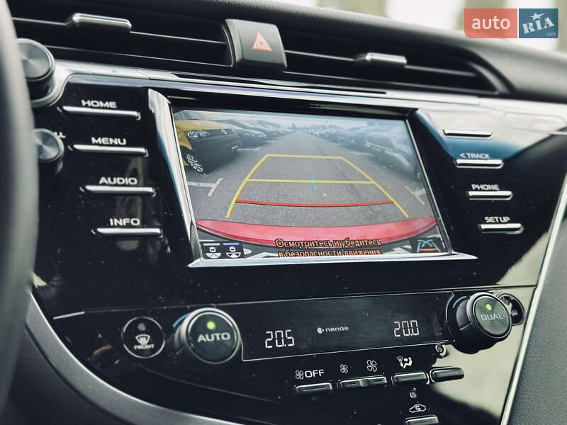 Седан Toyota Camry 2018 в Кременчуці