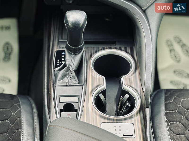 Седан Toyota Camry 2018 в Кременчуці