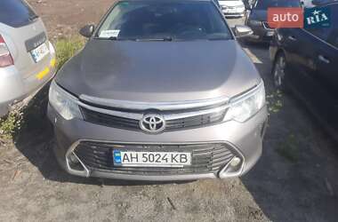Седан Toyota Camry 2017 в Покровську
