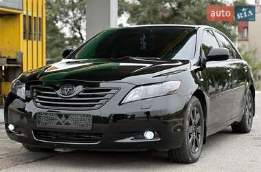 Седан Toyota Camry 2008 в Днепре