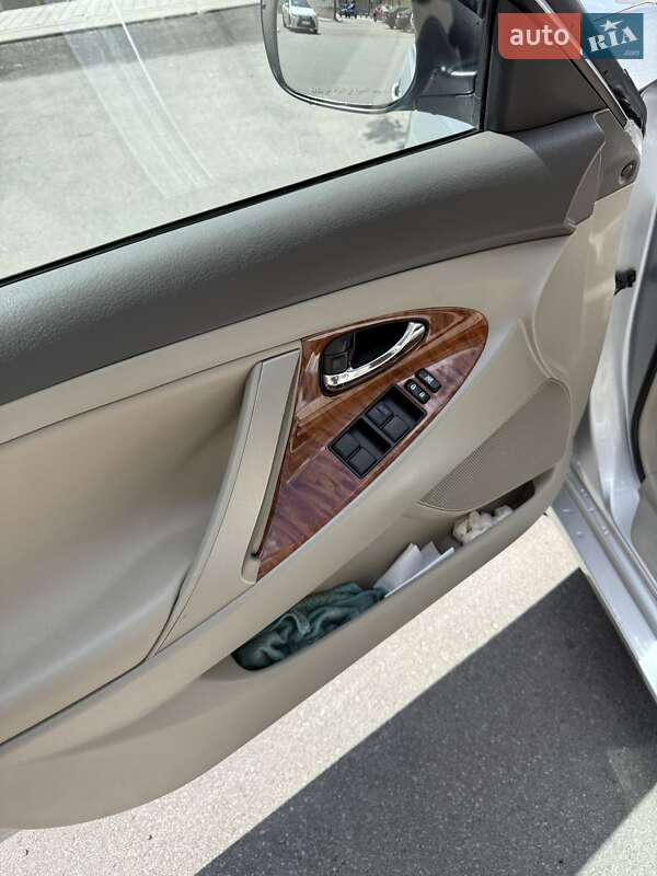 Седан Toyota Camry 2008 в Харкові