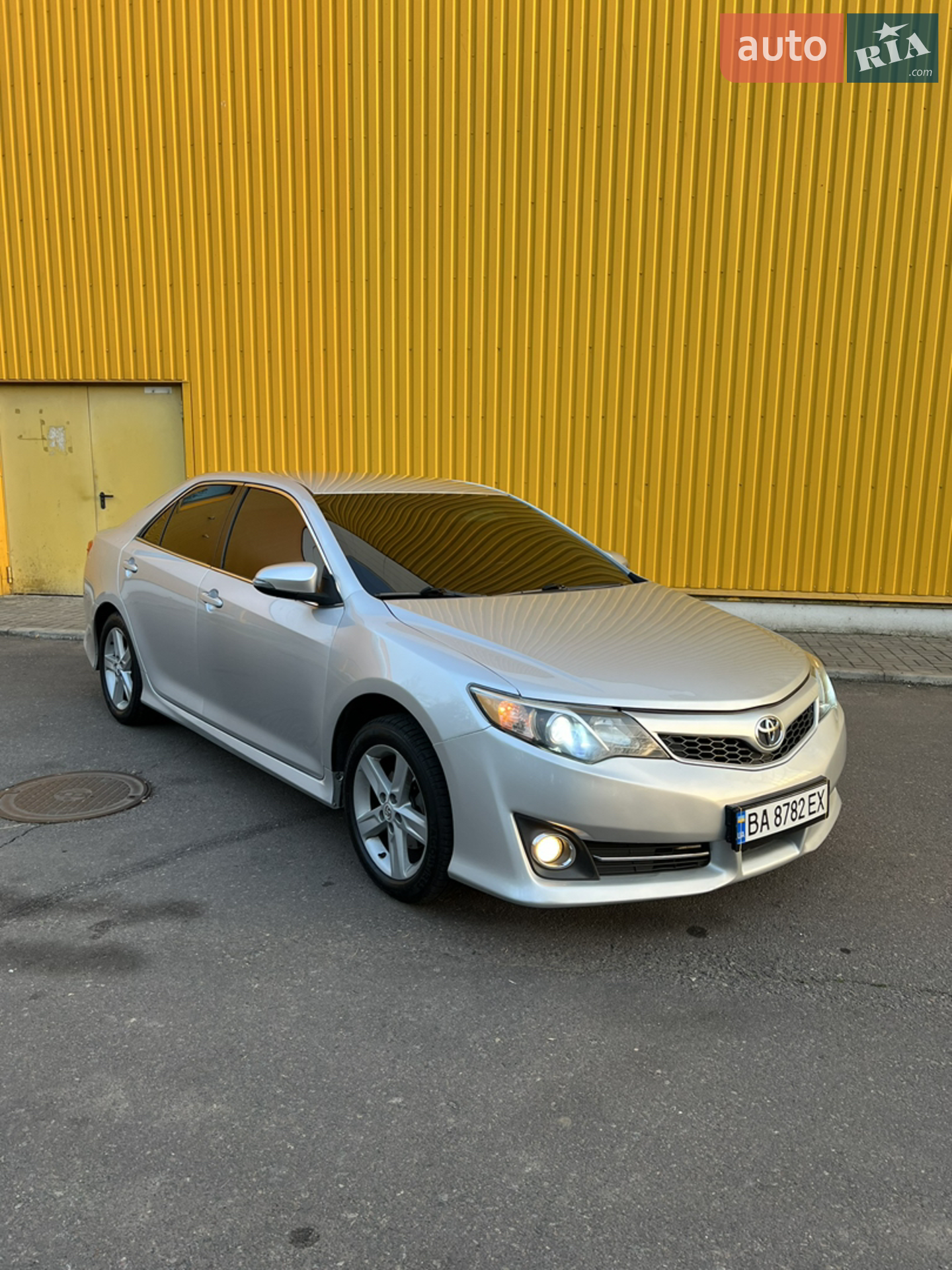 2014 Toyota Camry - мініатюра 12