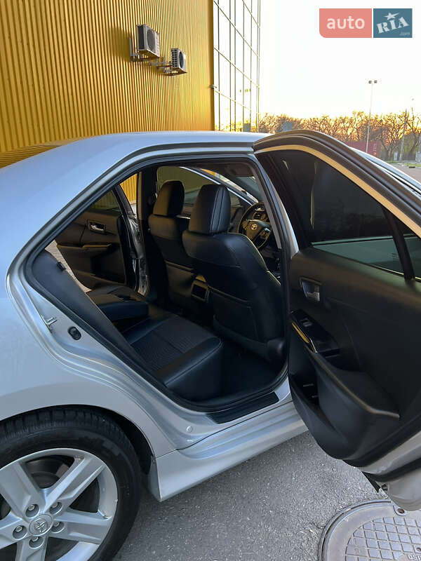 Седан Toyota Camry 2014 в Николаеве фото 21 Седан Toyota Camry 2014 в Николаеве