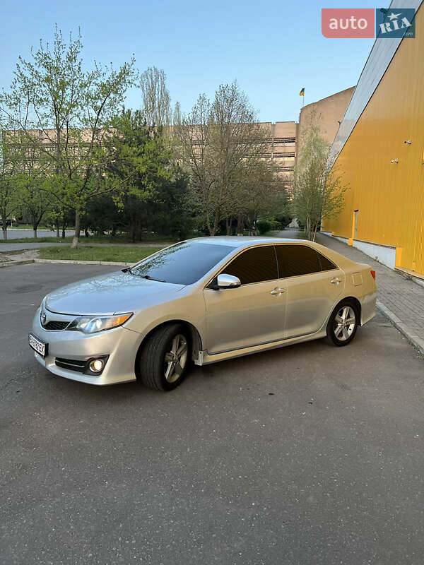 Седан Toyota Camry 2014 в Николаеве фото 33 Седан Toyota Camry 2014 в Николаеве