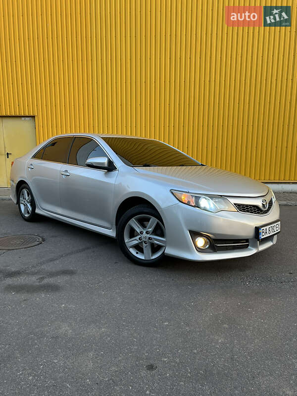 Седан Toyota Camry 2014 в Николаеве фото 34 Седан Toyota Camry 2014 в Николаеве