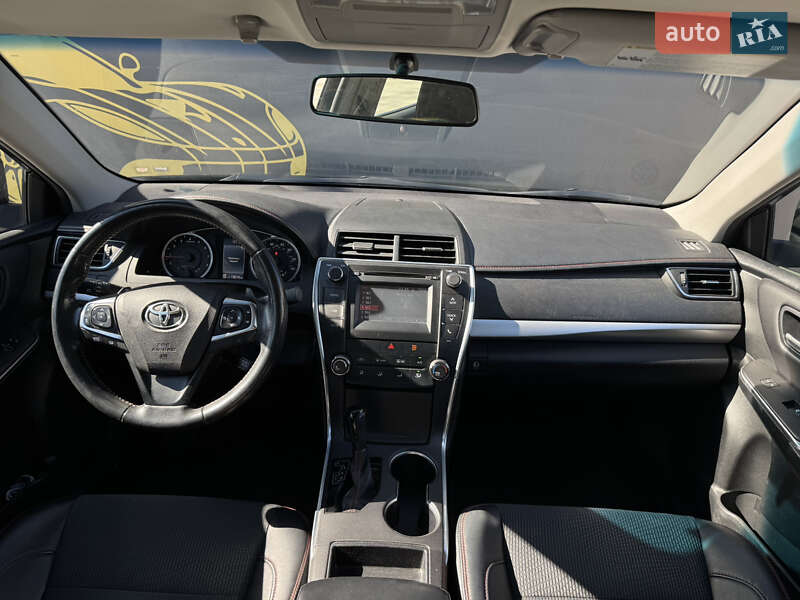 Седан Toyota Camry 2016 в Киеве фото 23 Седан Toyota Camry 2016 в Киеве