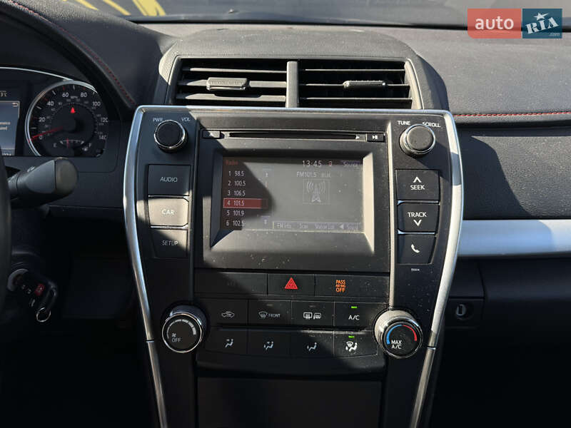 Седан Toyota Camry 2016 в Киеве фото 29 Седан Toyota Camry 2016 в Киеве