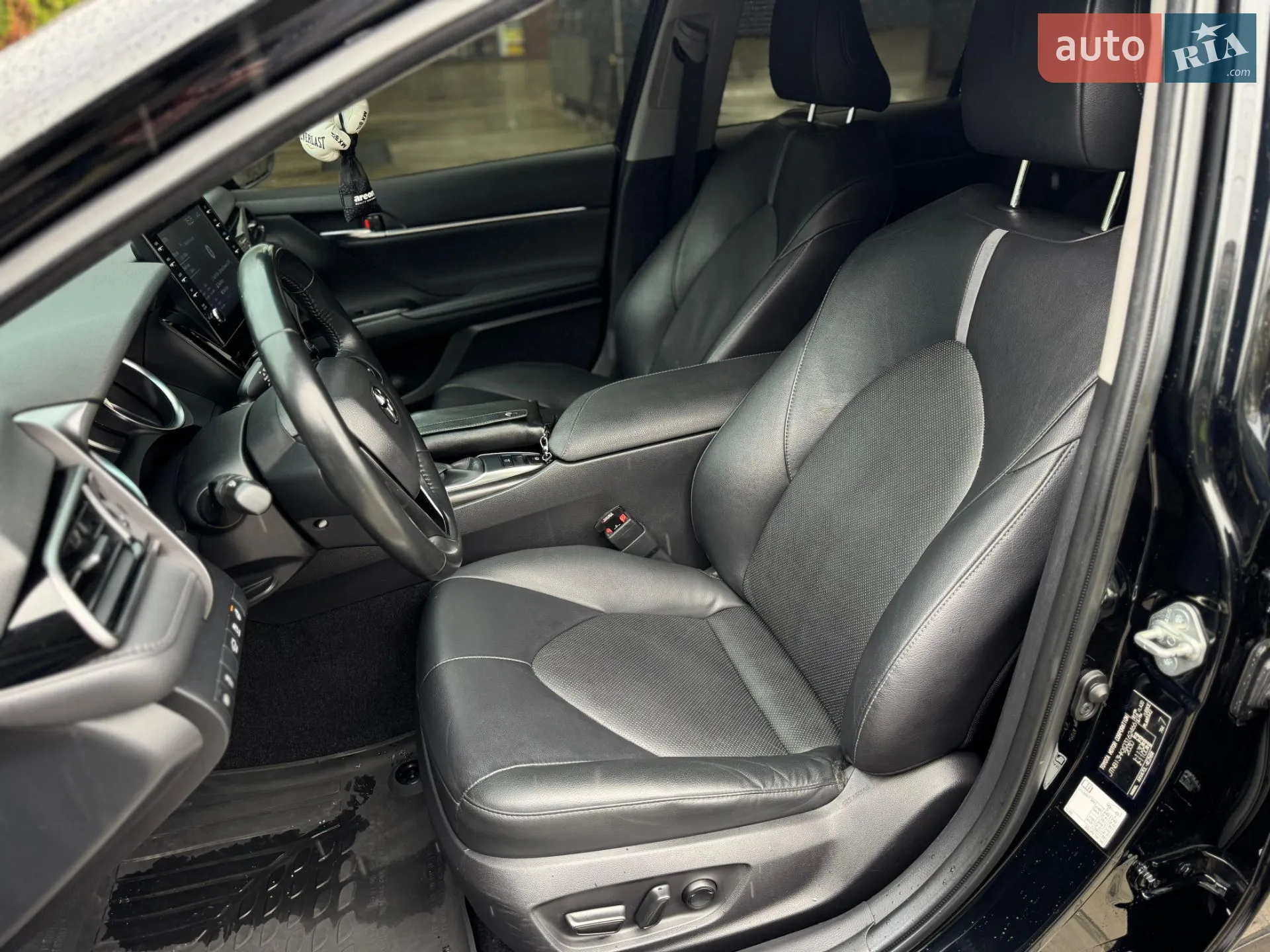 2022 Toyota Camry - мініатюра 26