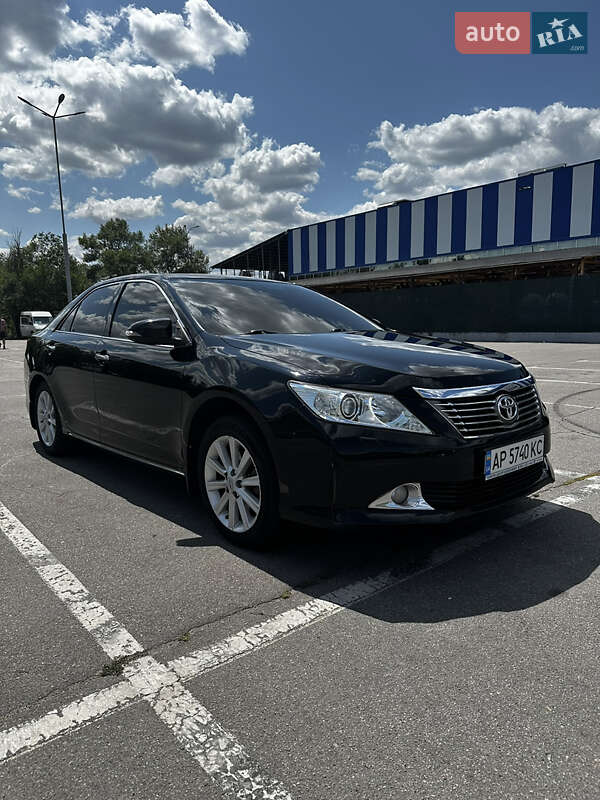 Toyota Camry 2012