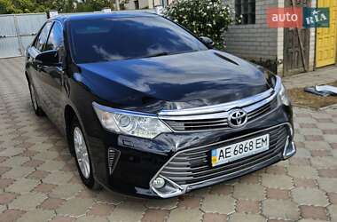 Седан Toyota Camry 2015 в Киеве